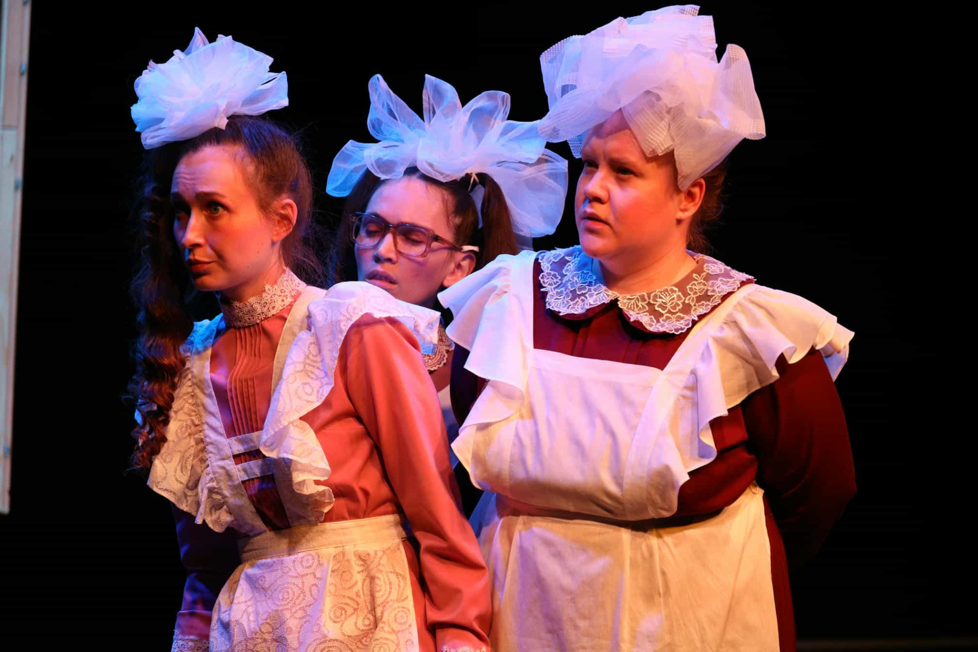 «Верхом на портфеле»