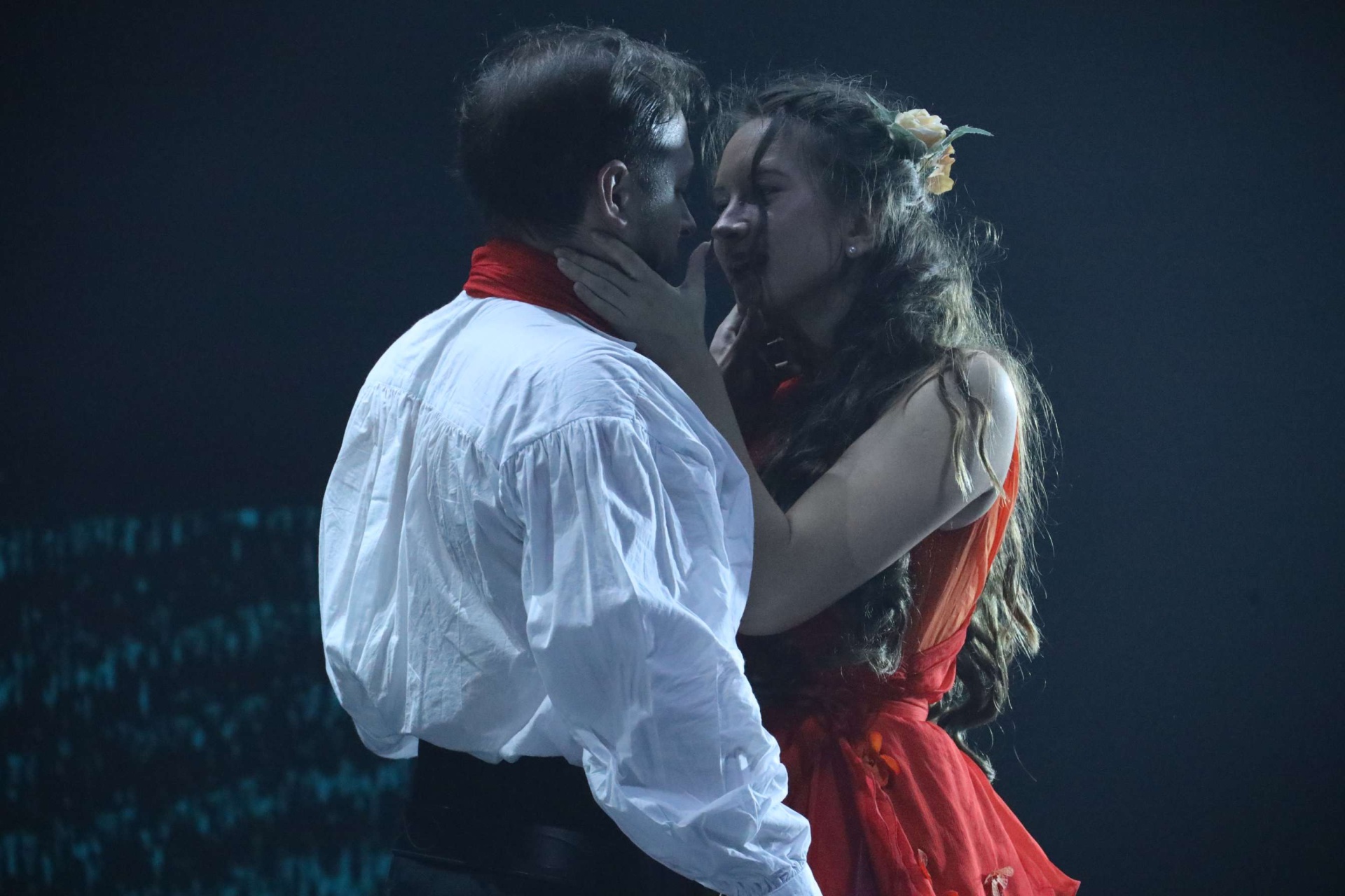 ПУШКИН. Кого любить? Кому же верить?