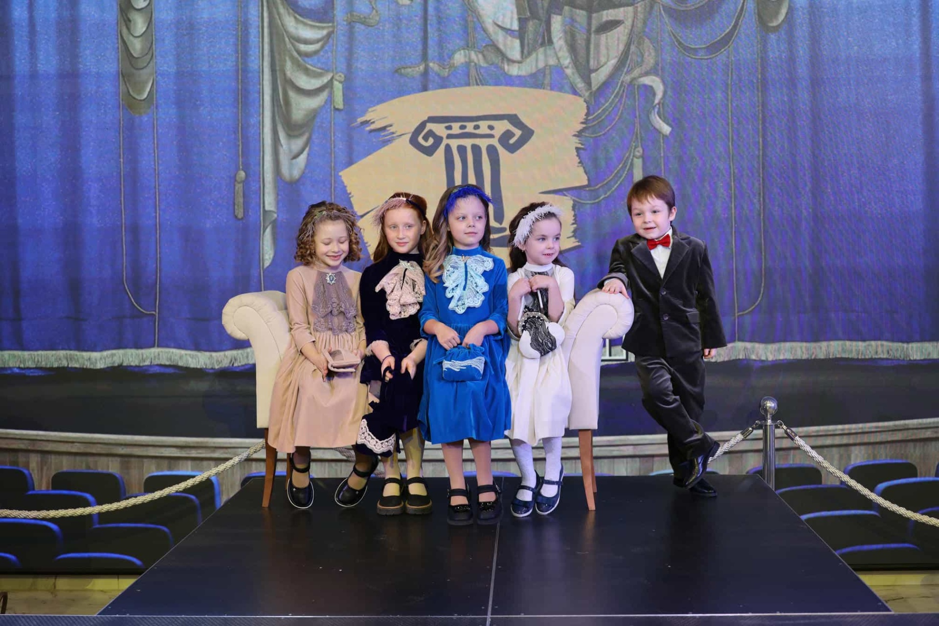 «ТЕАТР ОТ-КУТЮР»