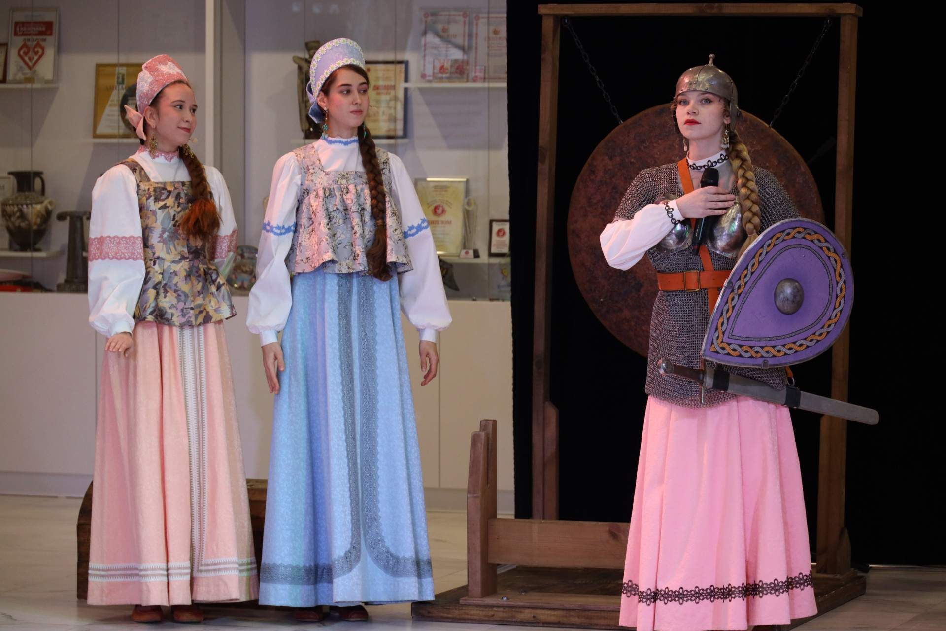 НАШИ БОГАТЫРИ