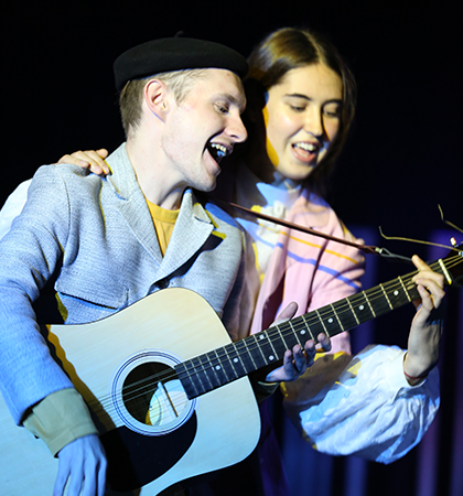 Молодёжный театрально-образовательный проект «Достоевский FM»